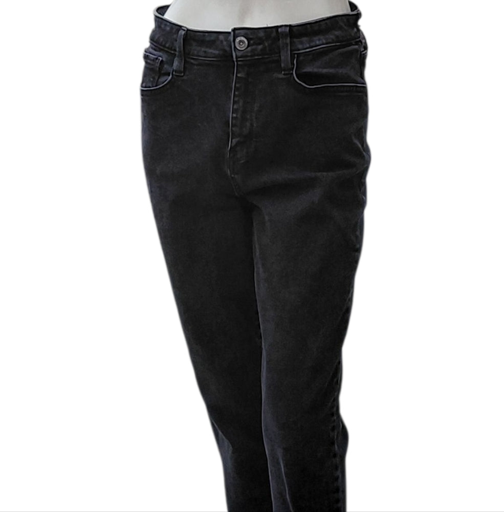 8215....Women's Black Arizona Jean Co Jeans Size 9