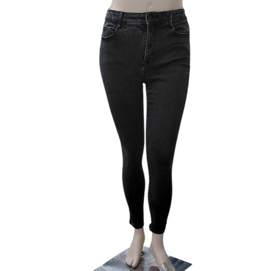 8216....Women's APT.9 Skinny Jeans Size 14