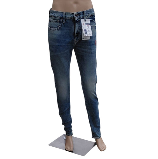532428.....Denizen Levis Slim Tapered Fit Jeans Size 32X34