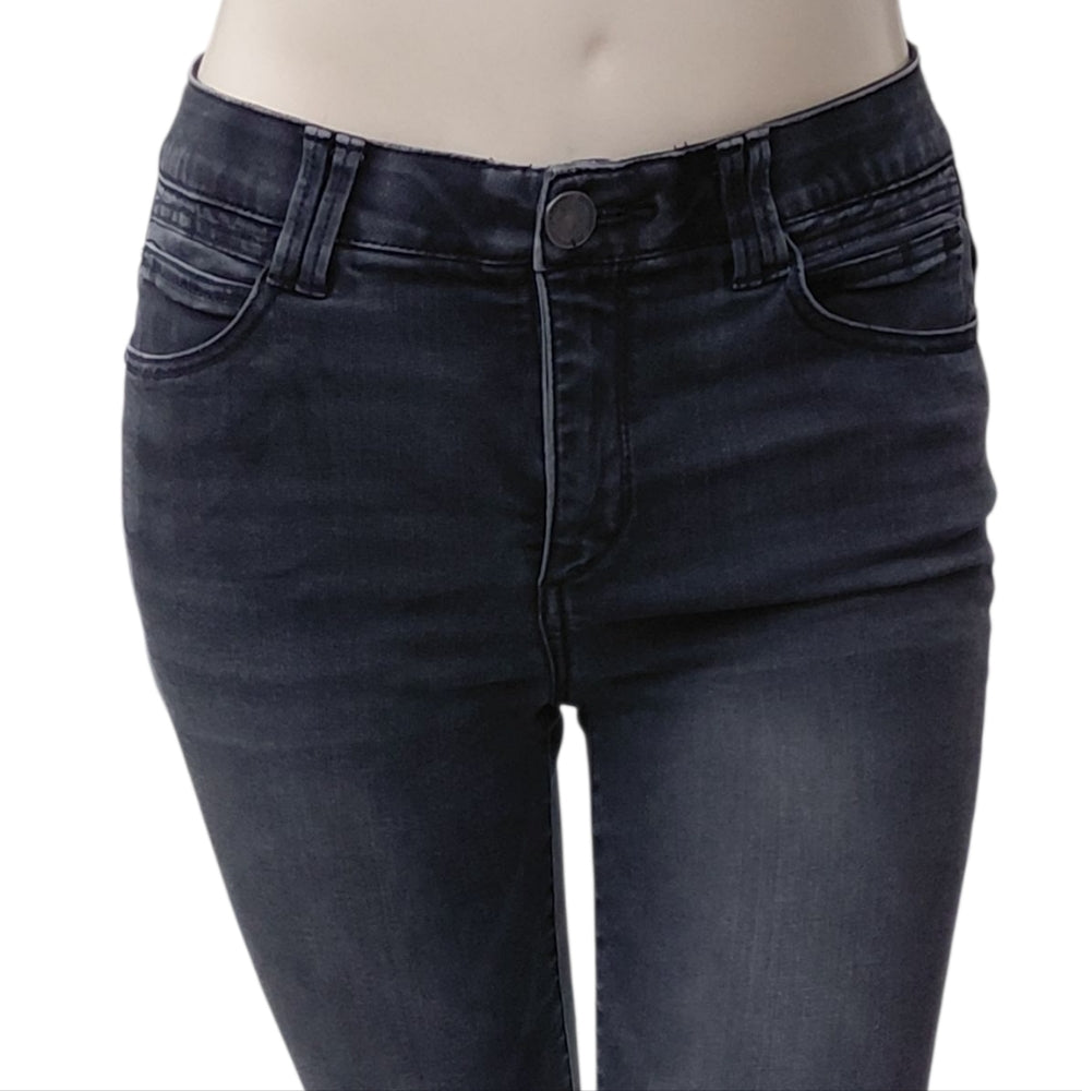 8270....Women's Demoracy Classic Black Skinny Jeans Size 10 Ab Tecnology