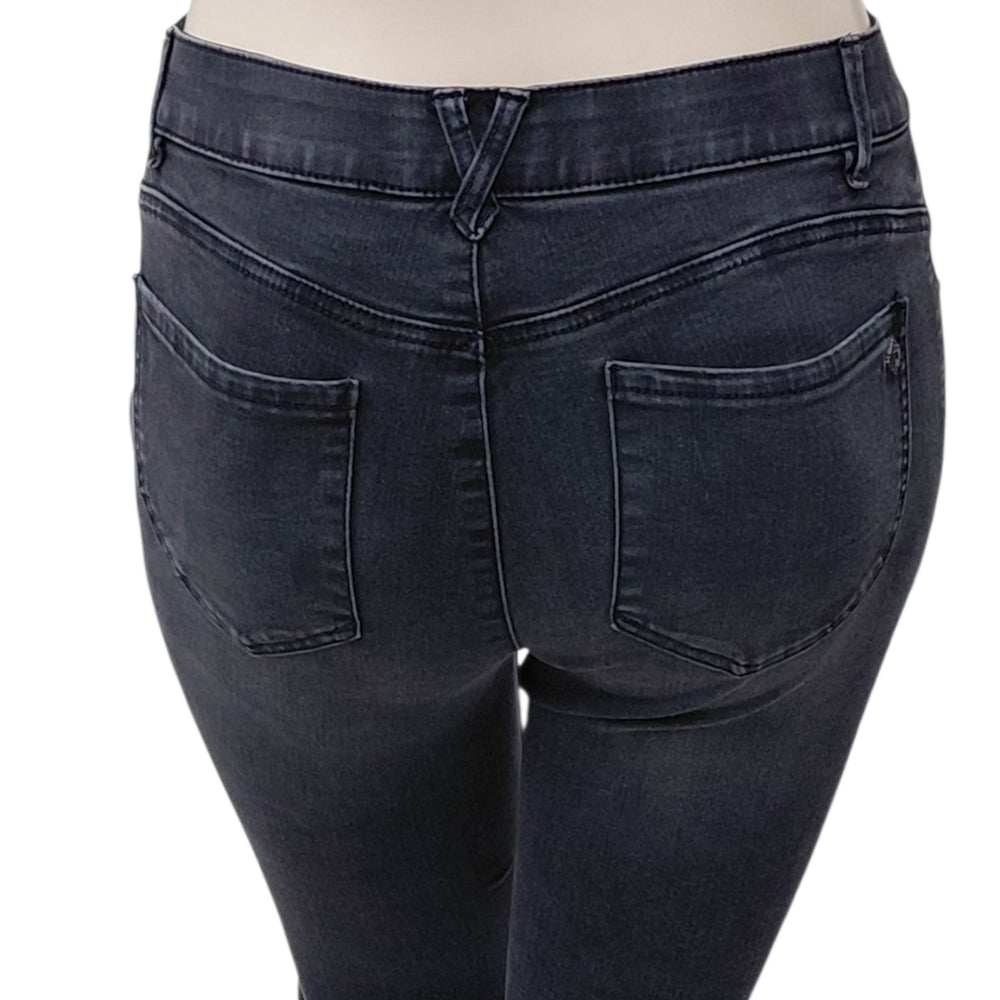 8270....Women's Demoracy Classic Black Skinny Jeans Size 10 Ab Tecnology