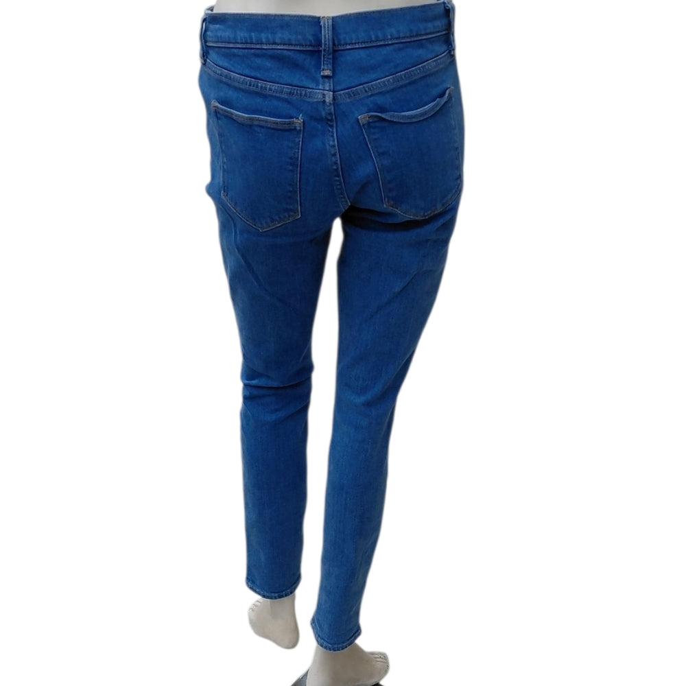 8243.....Women's Gap1969 Blue Ankle Crop Jeans 28r