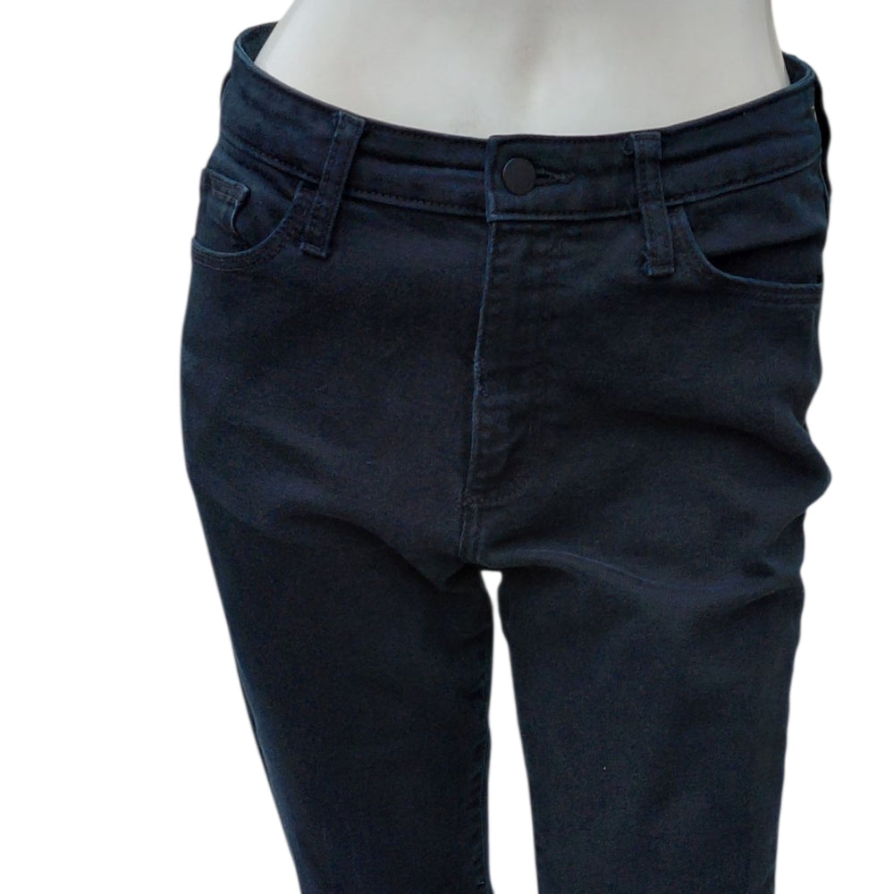 8236...Women's Universal Thread Straight Leg Jeans Size 6/28R