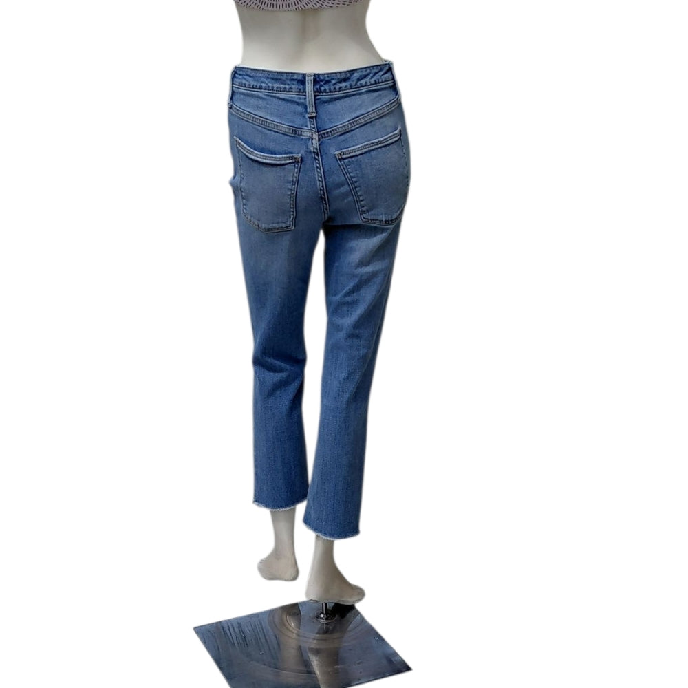 8251...Universal Thread Blue Distressed Jeans Size 6/28