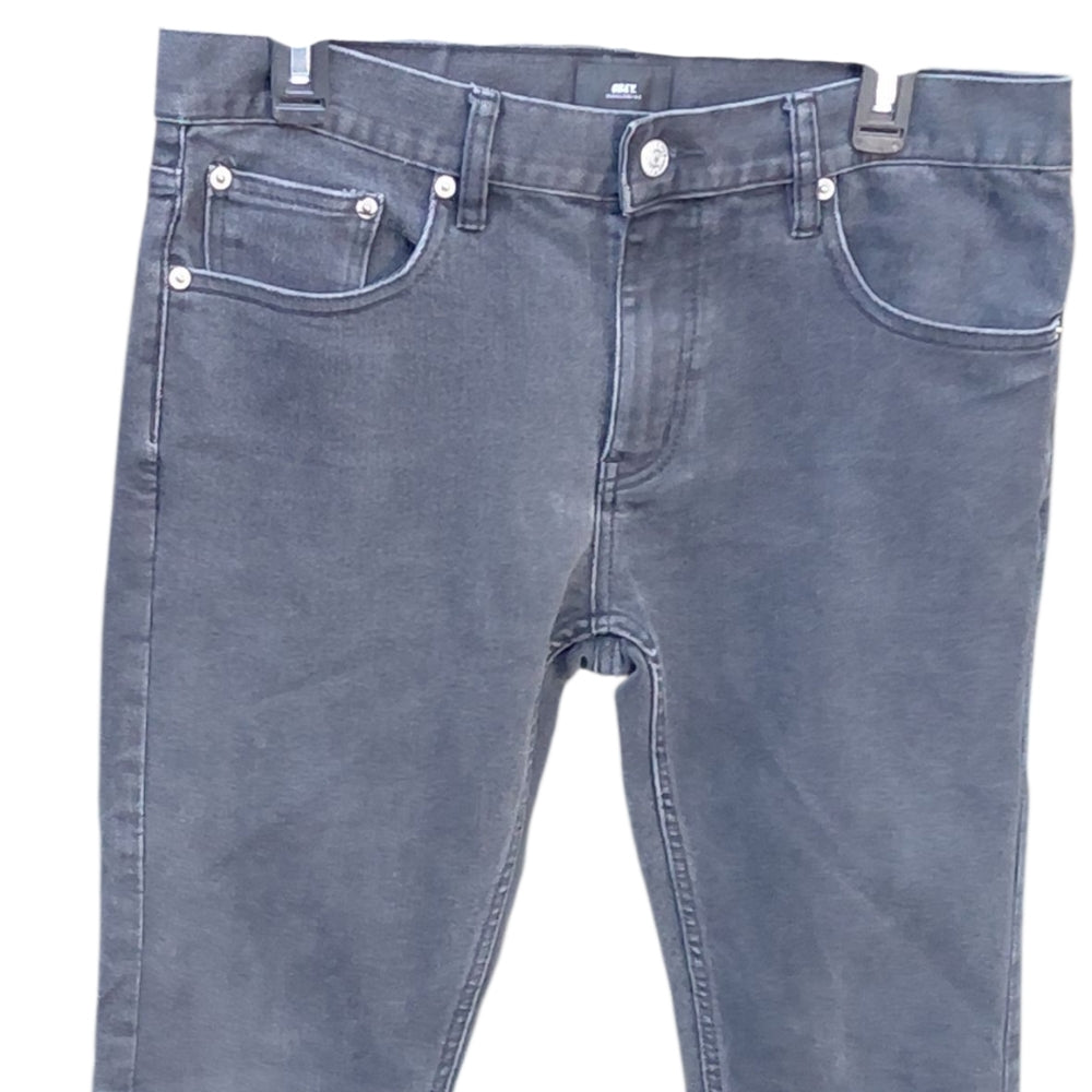 8238...Men's Obey Skinny Jeans Size 32