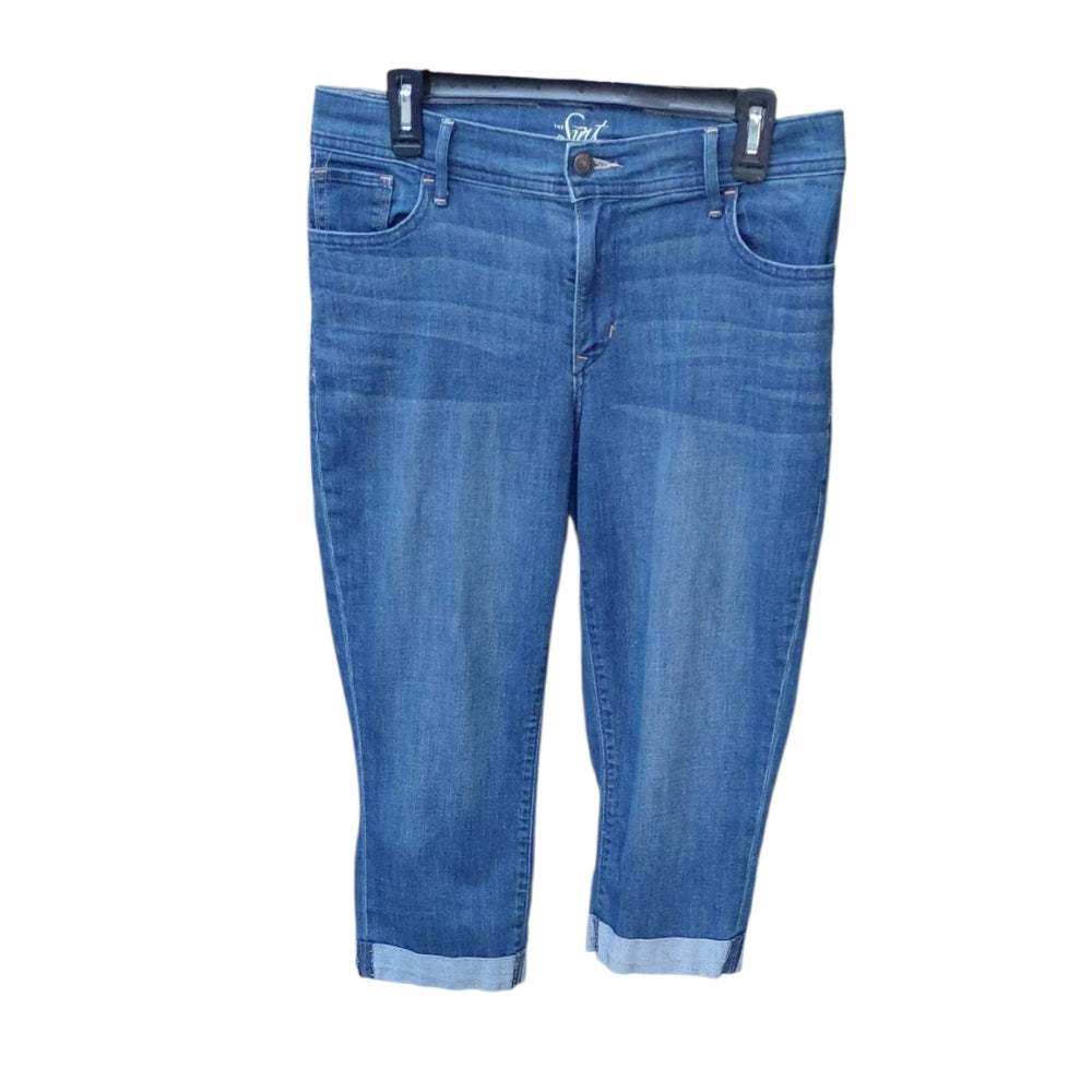 8245.....Old Navy Denim Capri Jeans Size 10 Reg
