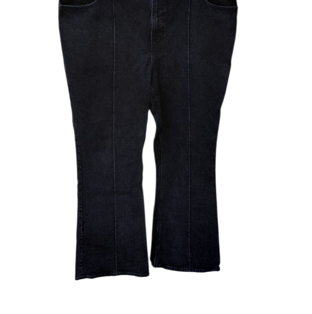 8281....Women's Abercrombie & Fitch Black Denim Flare Jeans Size 34/18r