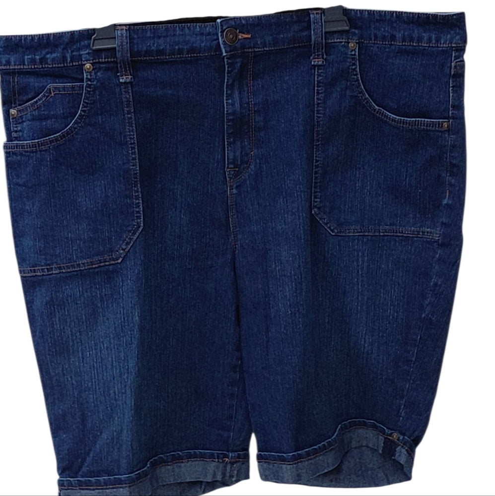 8279...Gloria Vanderbilt Dark Blue Denim Shorts Size 20W