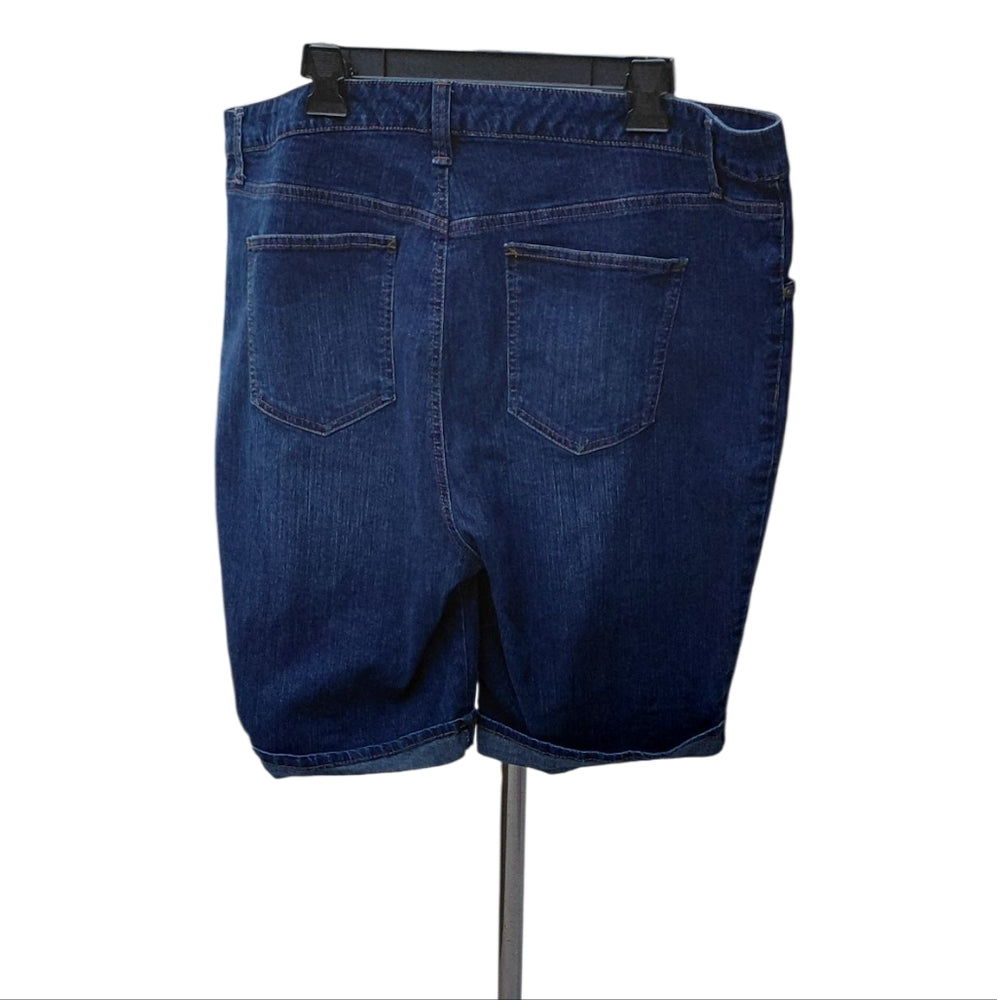8279...Gloria Vanderbilt Dark Blue Denim Shorts Size 20W
