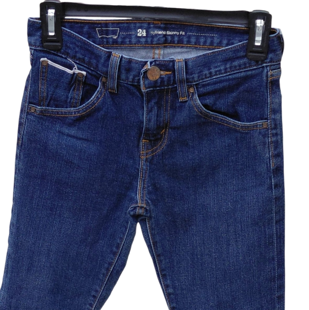 8271...Levi Strauss Boyfriend Skinny Jeans Size W24 L32