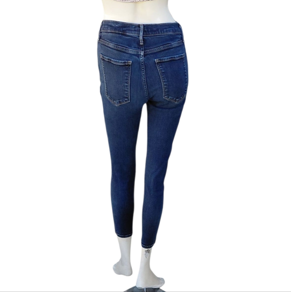 8269....Banana Republic Skinny Jeans Size W24