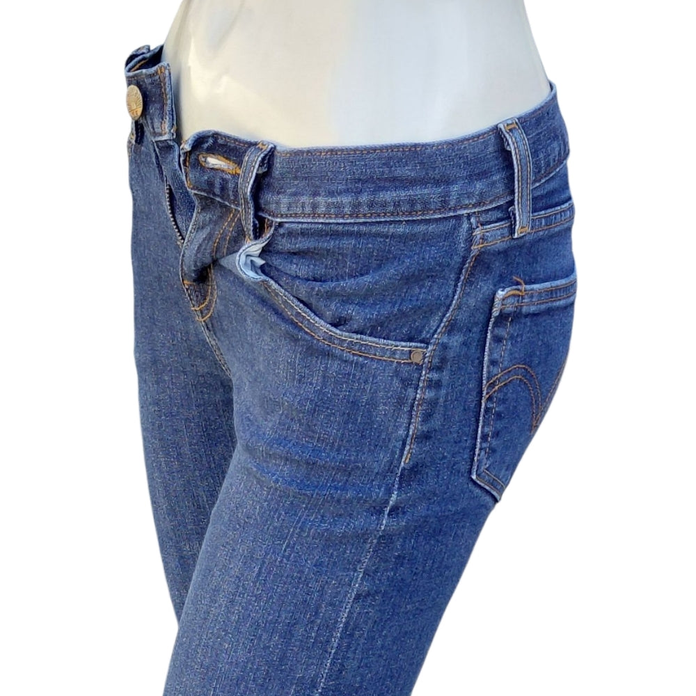 8271...Levi Strauss Boyfriend Skinny Jeans Size W24 L32