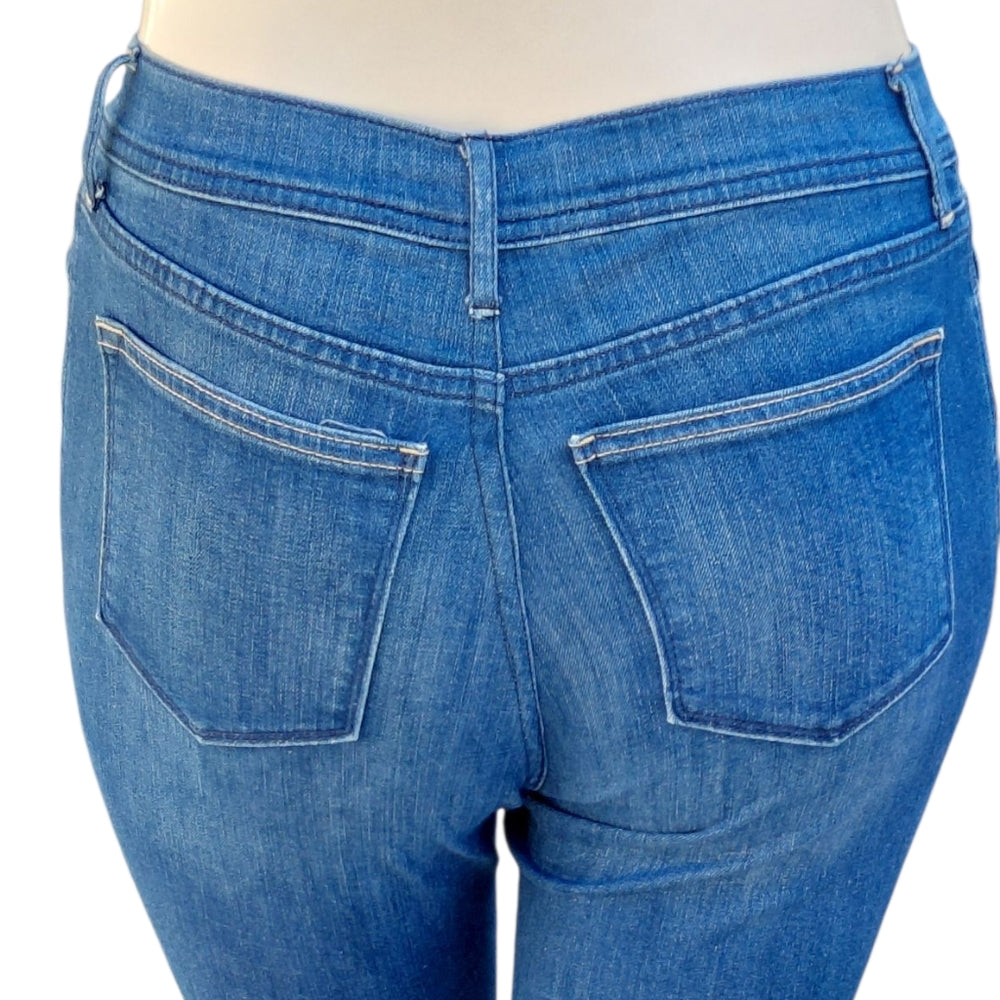8245.....Old Navy Denim Capri Jeans Size 10 Reg