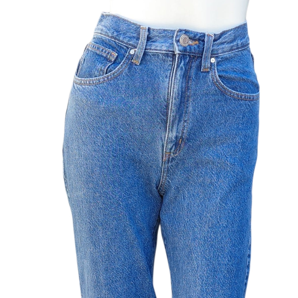 8262.....Women's Cotton-On Jeans Size 24