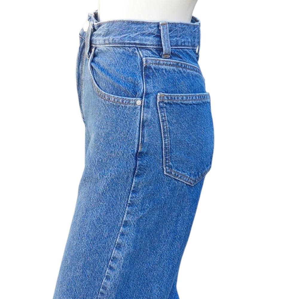 8262.....Women's Cotton-On Jeans Size 24