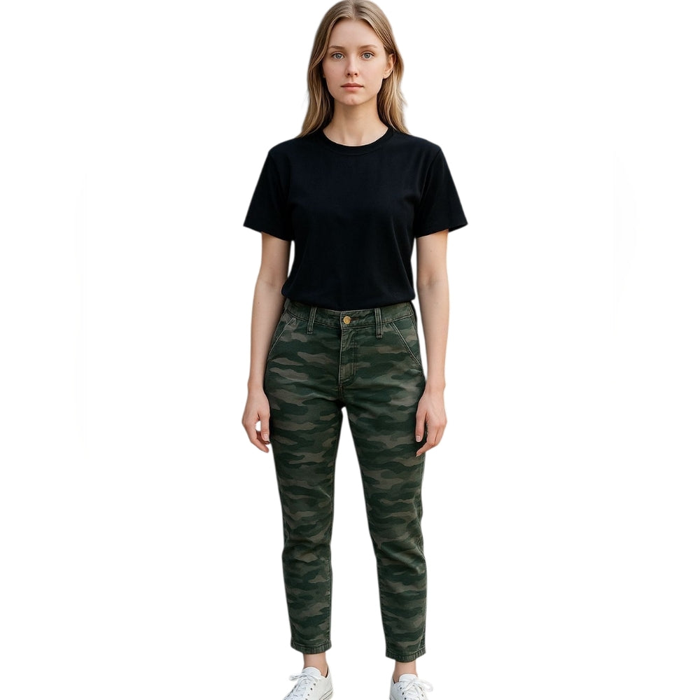 8286.....Camouflage Cargo Pants Size 00/24