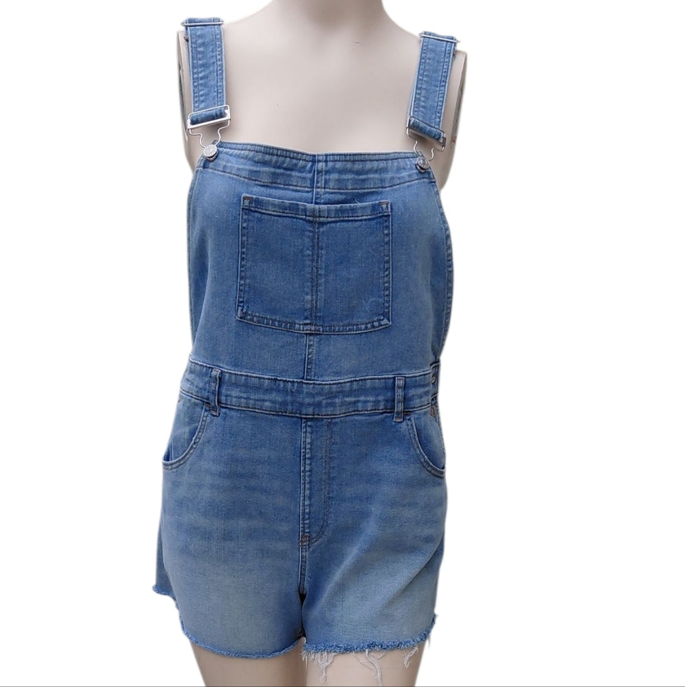 8261....Women's Express Denim Blue Jean Overall Shorts Size Large