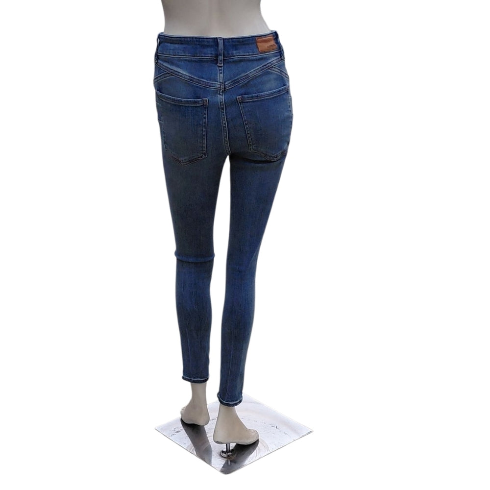 9306.....Women's Express Skinny Jeans Size Classic Blue Women's Jeans Size 6R/6R