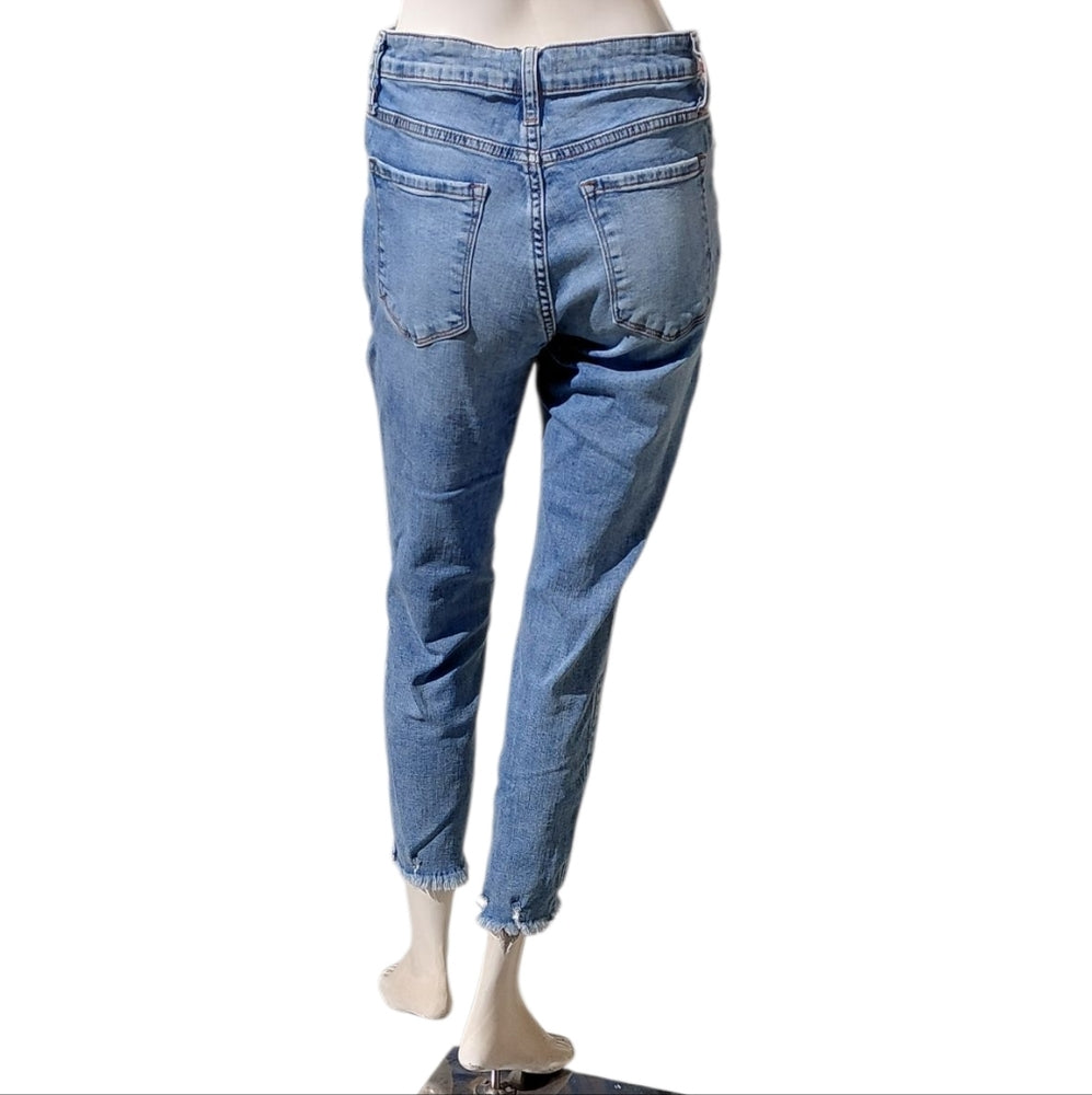 9320....Women's STS blue Skinny Jeans Size  28