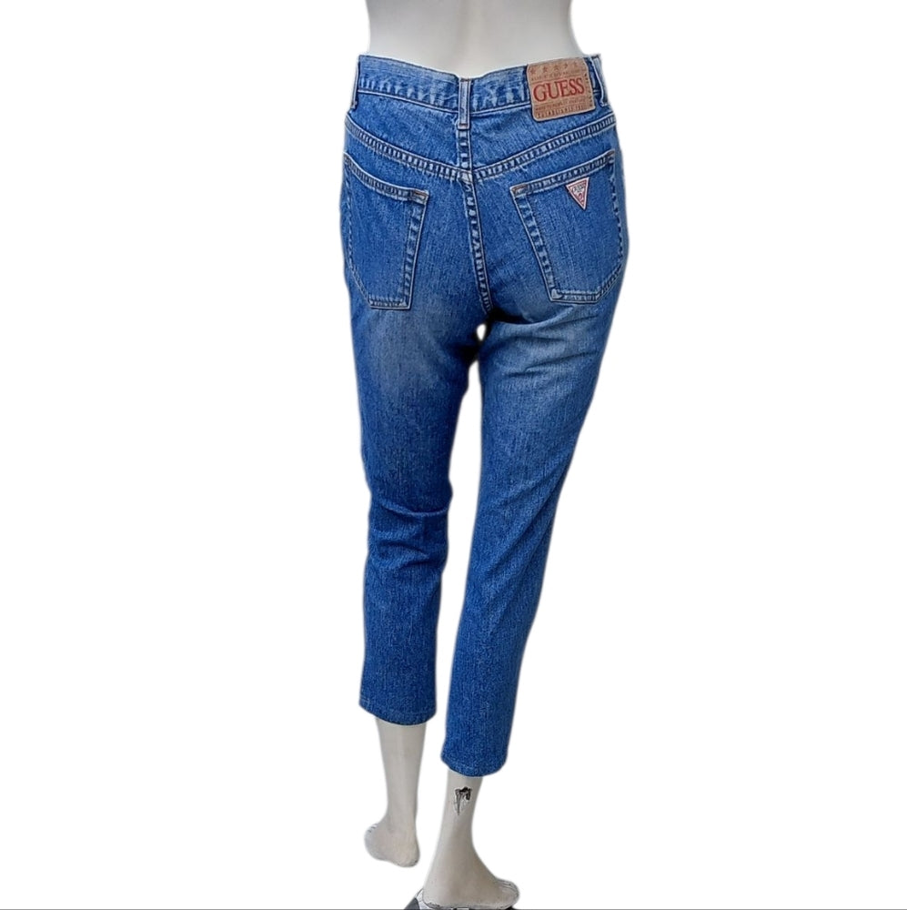 9322..Women's Crop Guess Jeans Size 26