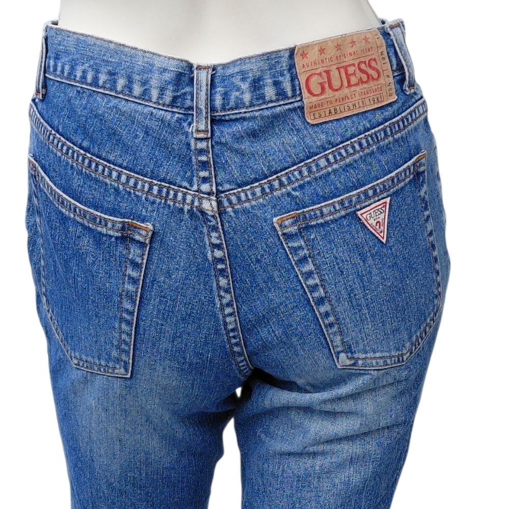 9322..Women's Crop Guess Jeans Size 26