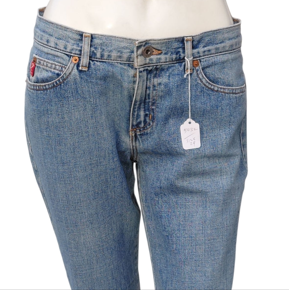 5032...Guess Jeans Ankle Bootcut Size 29