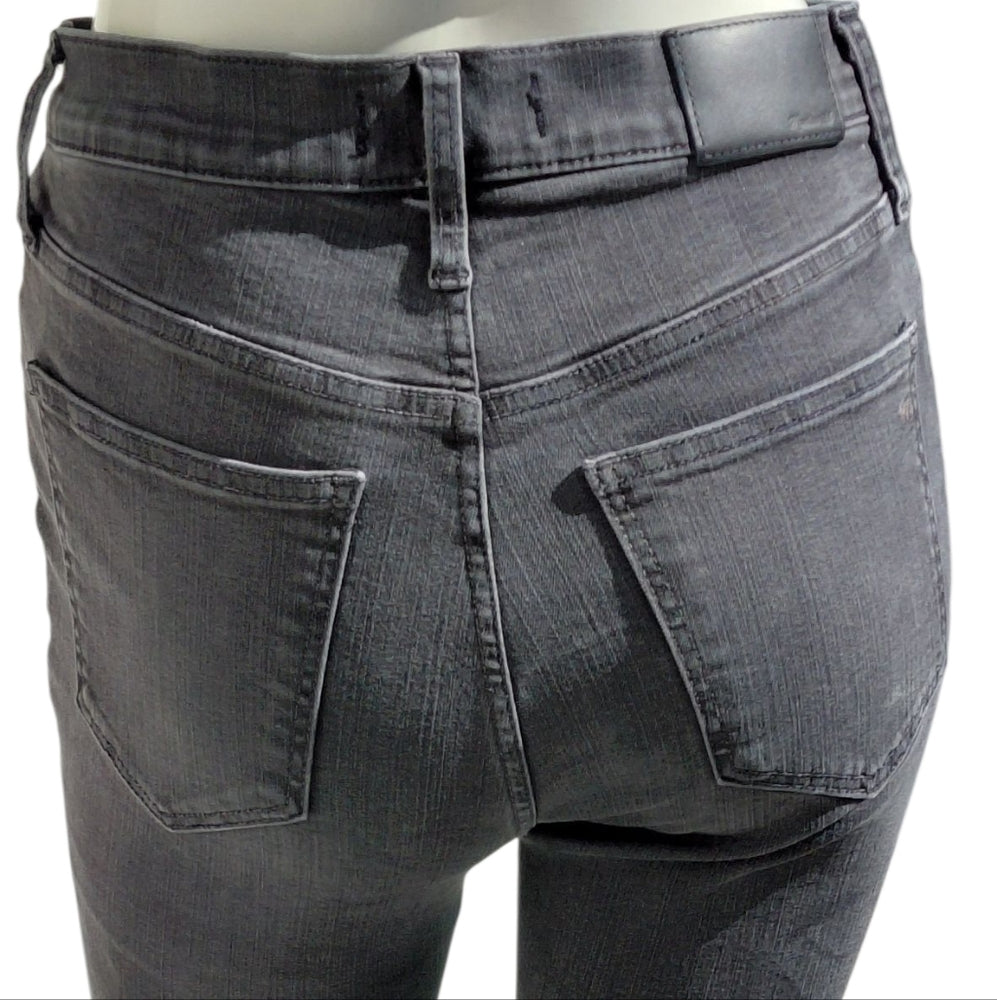 9331....Women's Madewell Skinny  Jeans Size 26, 27" Inseam, 9" Rise