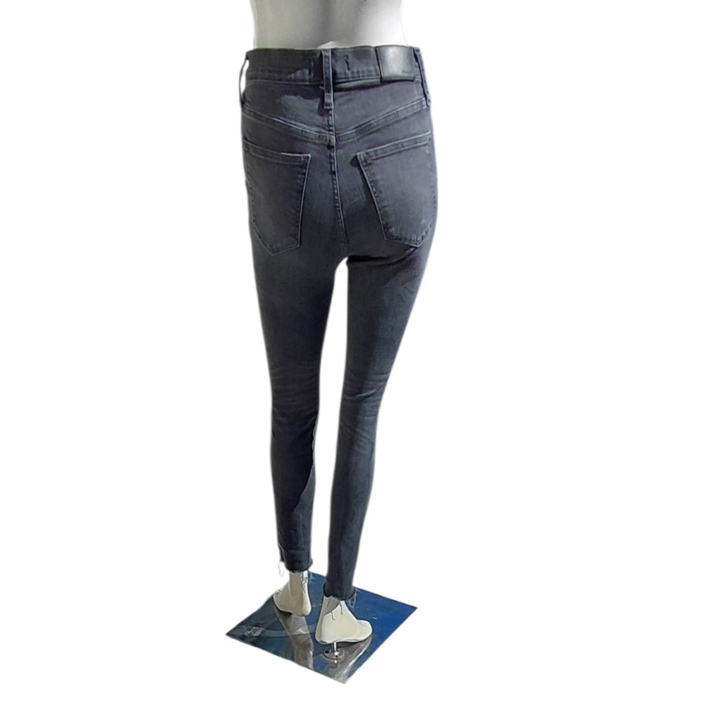 9331....Women's Madewell Skinny  Jeans Size 26, 27" Inseam, 9" Rise