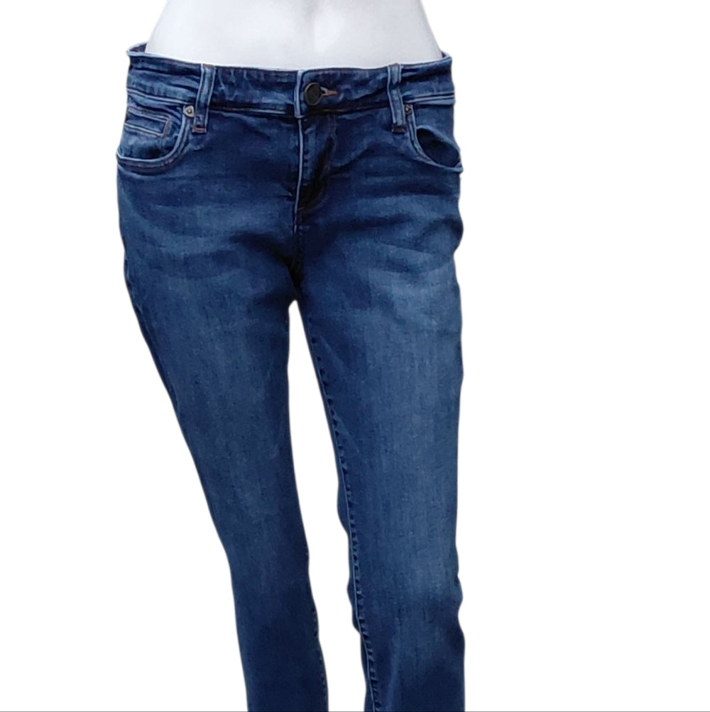 9335..Women's Kut From The Kloth Boyfriend Jeans Size 6P, 24" Inseam 8 1/2" Rise