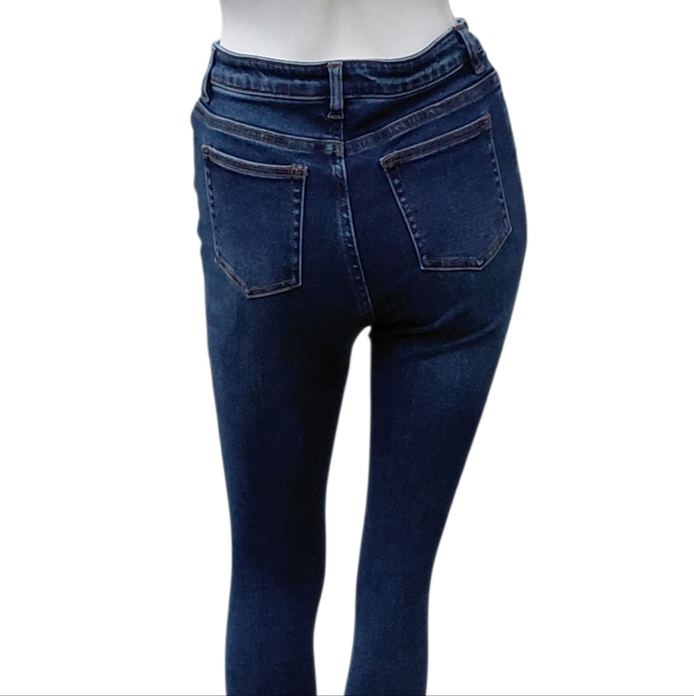 9336....Women's Amyy Studios Skinny Jeans Size 169/66A (M), 25" Inseam, 10" Rise