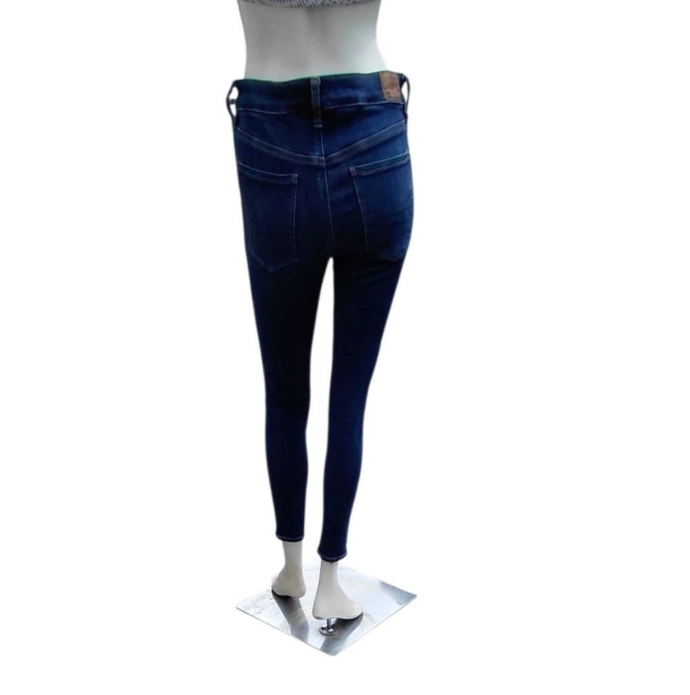 9337.....Women's American Eagle Skinny Jeans Size 6, W28" 25" Inseam, 9" Rise