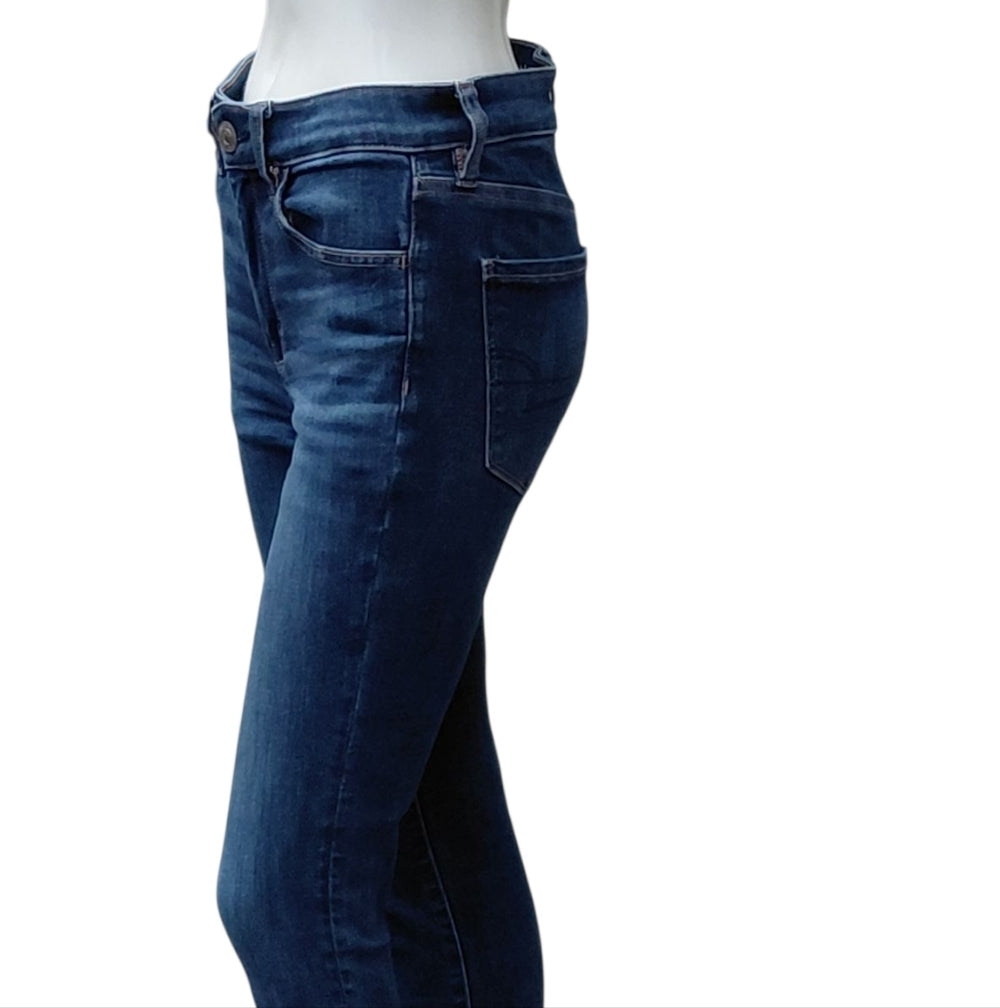 9337.....Women's American Eagle Skinny Jeans Size 6, W28" 25" Inseam, 9" Rise