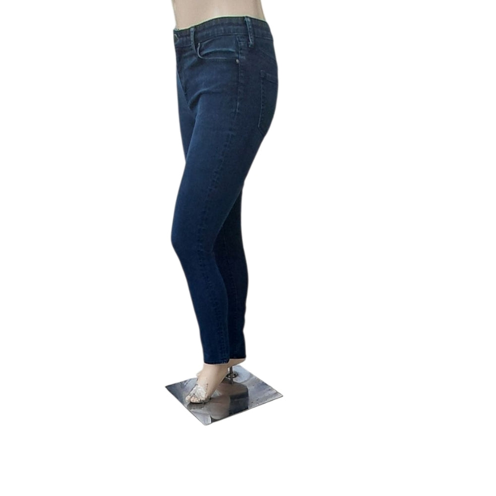 93313....Women's Gap Skinny Fit Jeans Size 10/30L, 9 1/2" Rise