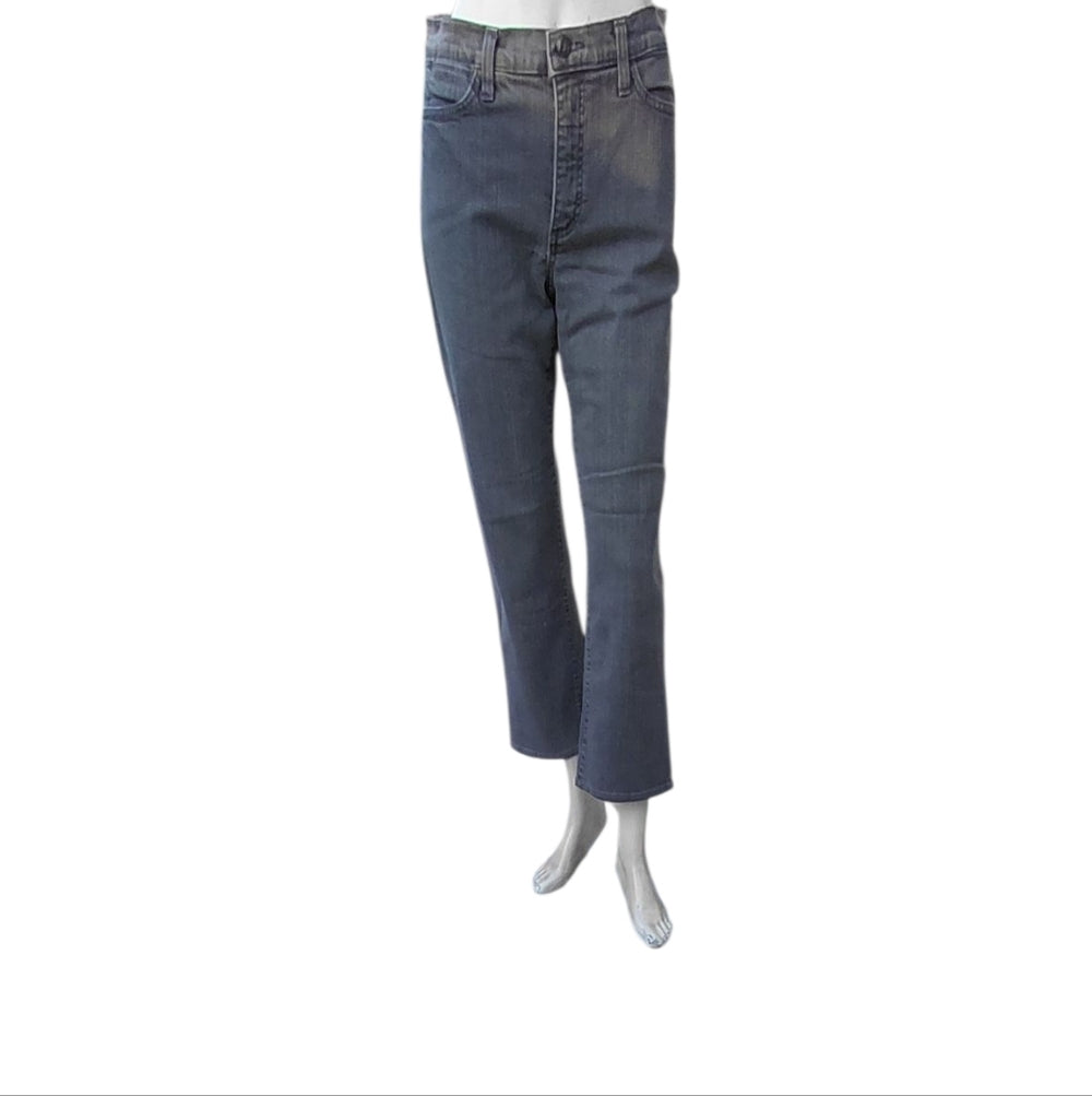 4455....NYDJ Gray Ankle Crop Jeans Size 6