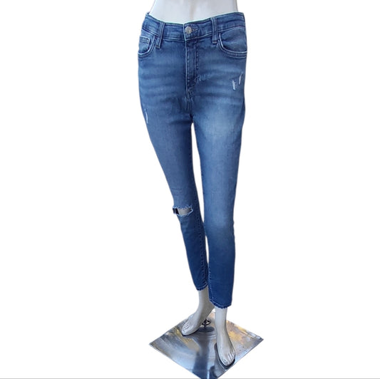 7013A...Women's Joe's Skinny Jeans Size  W28