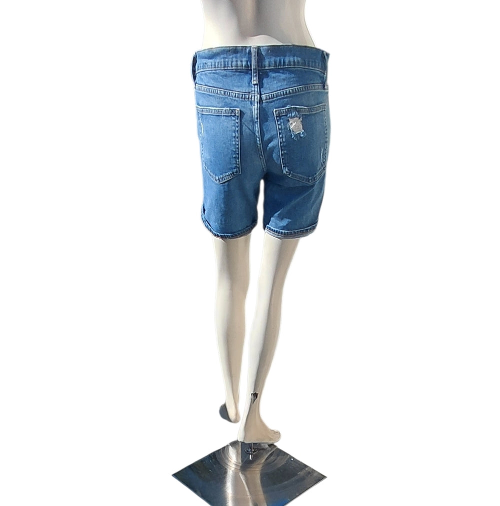 7021A....Women Gap Jeans Shorts Size 26 Reg