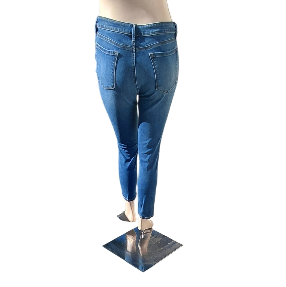 7022A....Women's  Loft Outlet Skinny Jeans Size 12