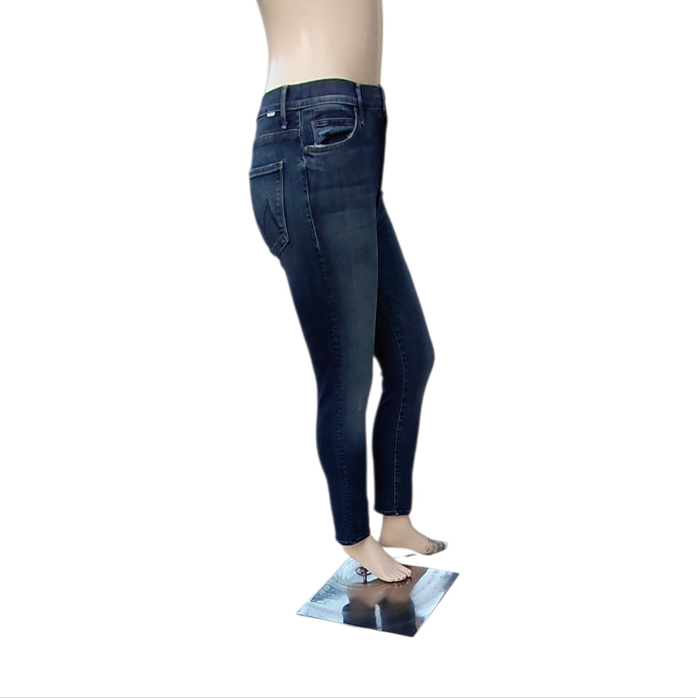 7028A... Women's Mother Straight Leg Jeans Size 31