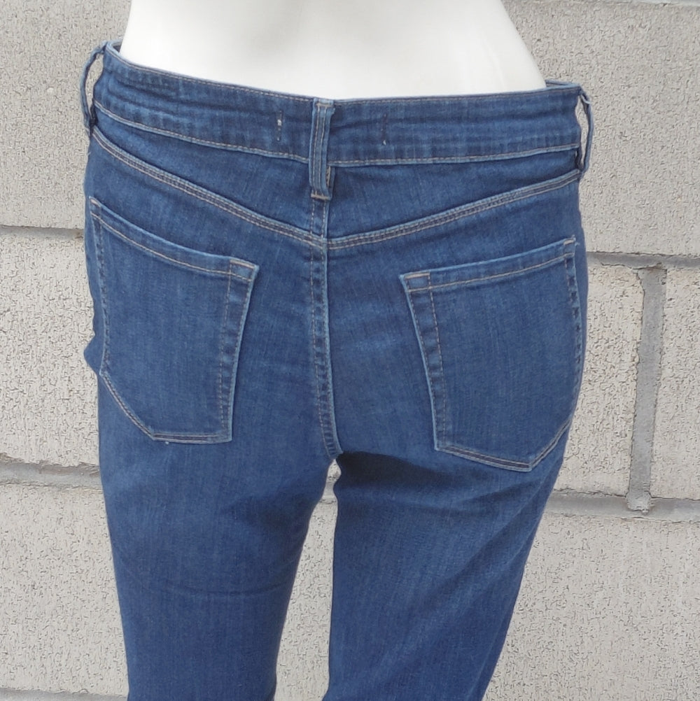 7031A....Women's Bullhead Skinny Jeans Size 27