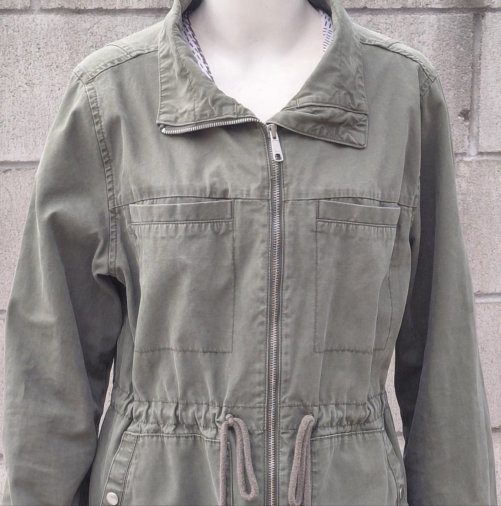 7033A...Olive Green Women's Old Navy Jacket Size LG