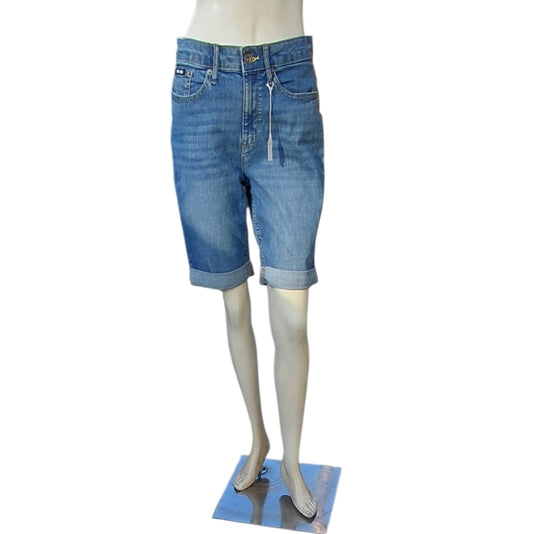 7047.....DKNY Denim Shorts Size 28/6, 9" Rise