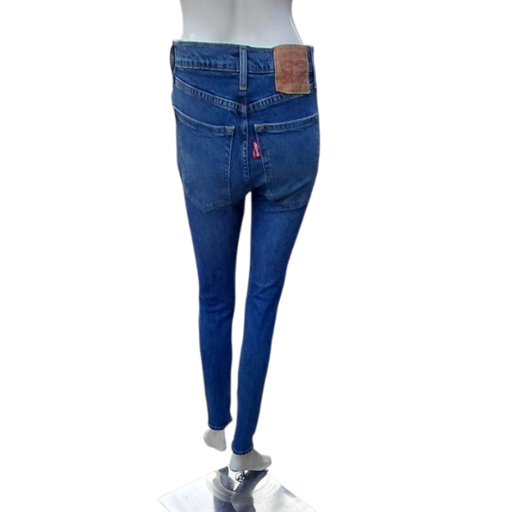 7053...Women's Levi Strauss Skinny Jeans Size 30, 29" Inseam 9" Rise