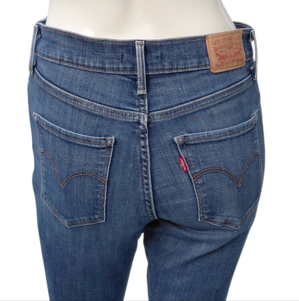 7050..Women's Levis 311 Shaping Skinny  Jeans Size 28, W26" 29" Inseam, 9" Rise