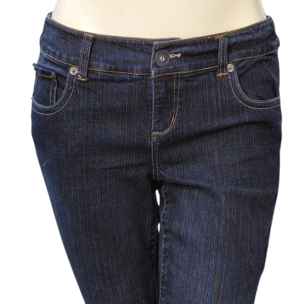 7055..Women's Torrid Denim Straight Leg Jeans Size 14, W34" 23" Inseam, 9"Rise