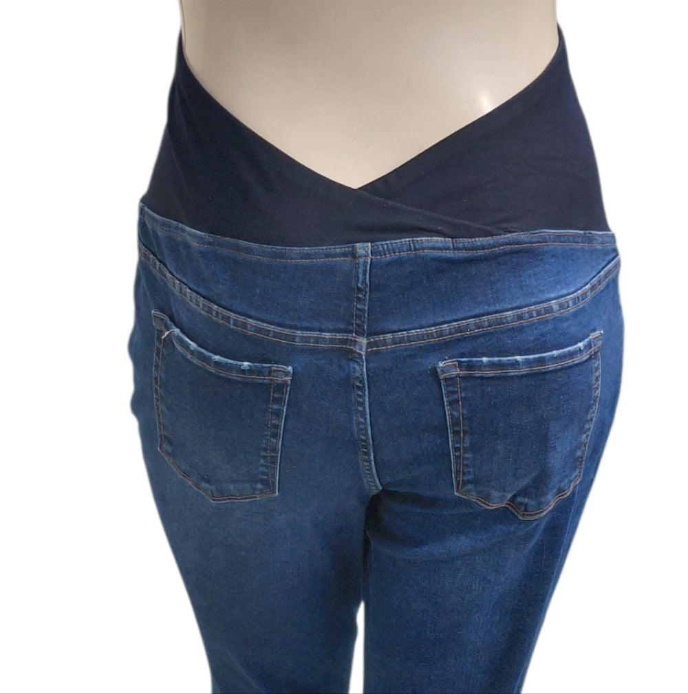 7081...Women's Isabel Maternity Distressed Jegging Jeans Size 14