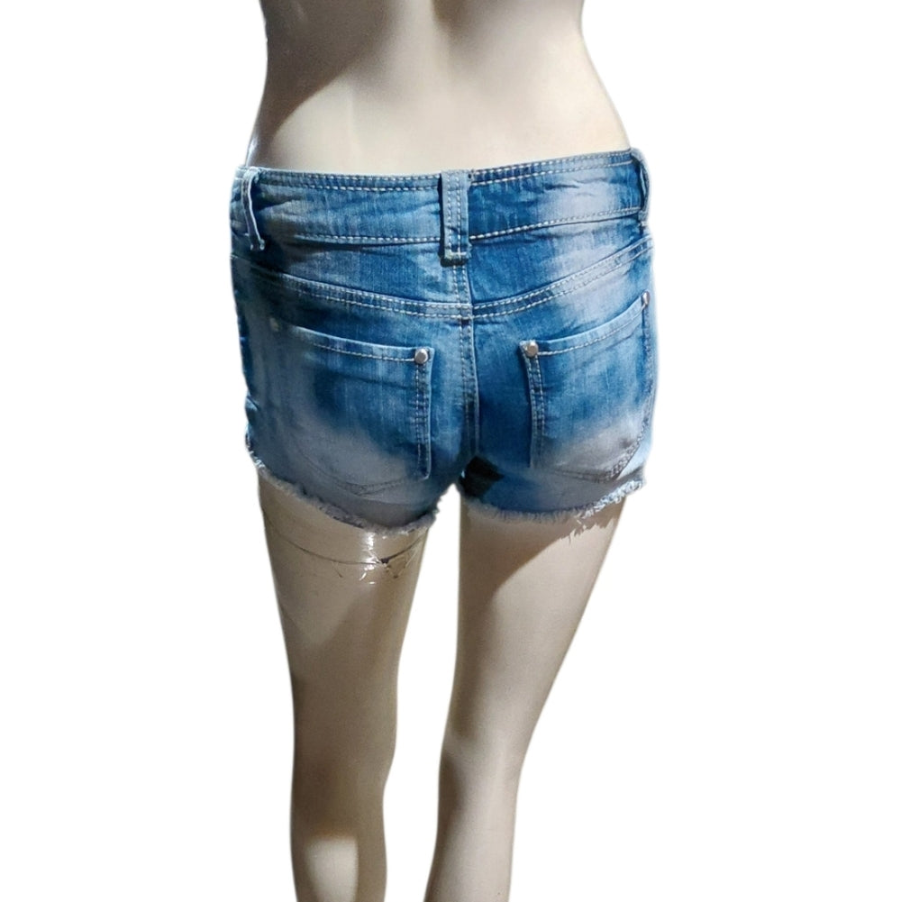 7082..No Boundaries Denim Shorts Size 1, W24", 7" Rise 2" Inseam