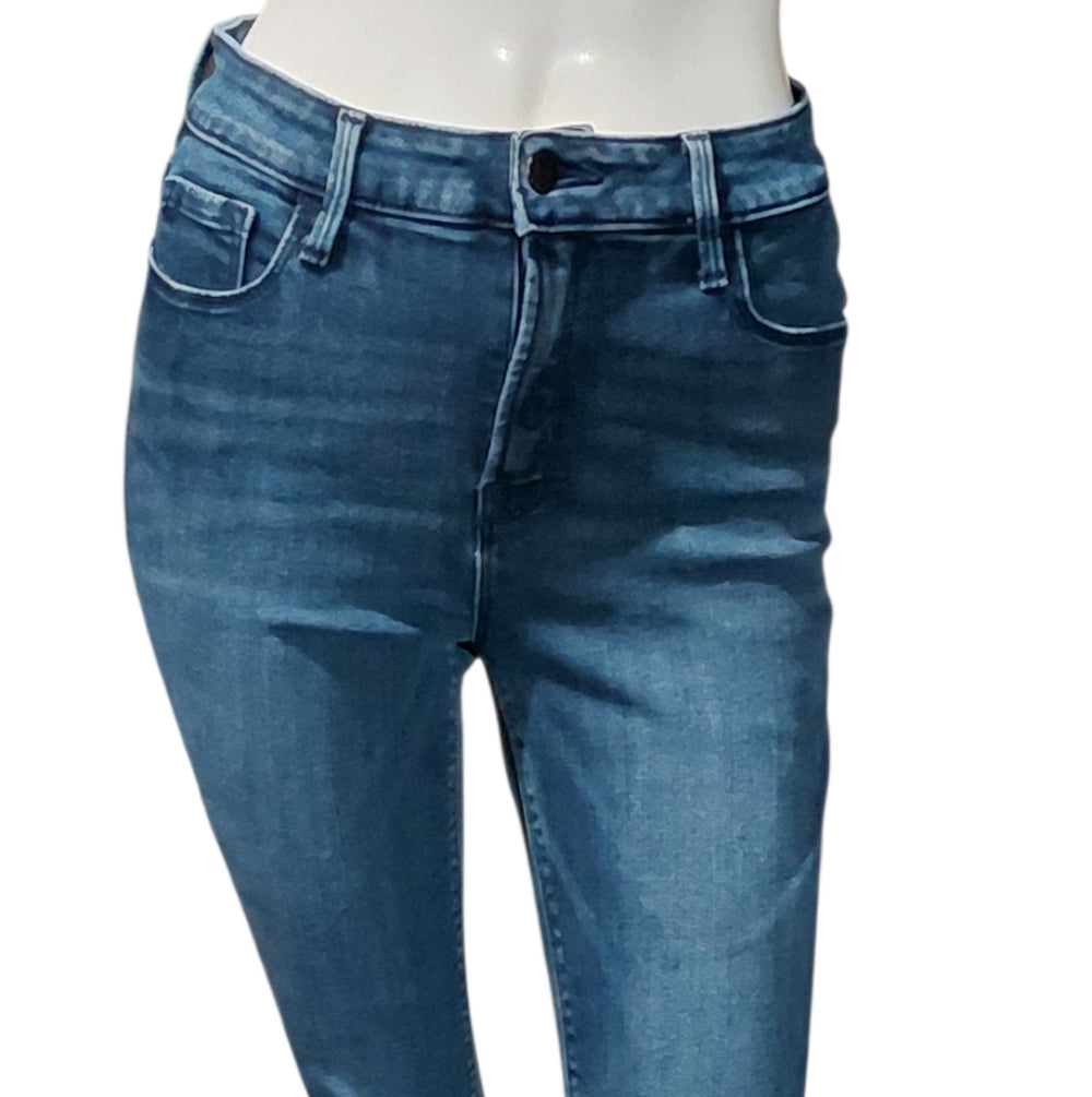 7083....Women's Old Navy Skinny Jeans Size 6,W25" 27" Inseam 9" Rise