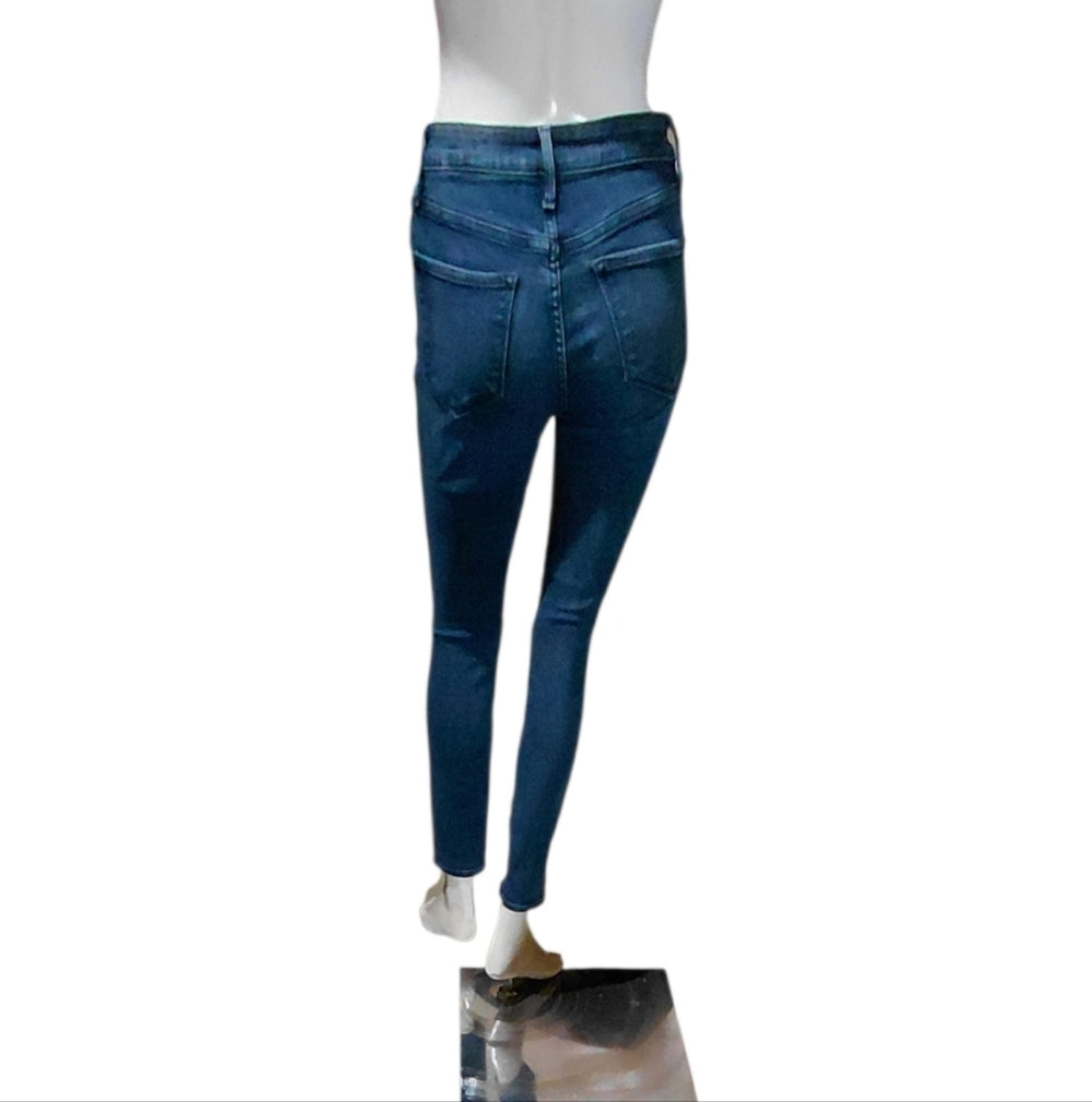 7083....Women's Old Navy Skinny Jeans Size 6,W25" 27" Inseam 9" Rise