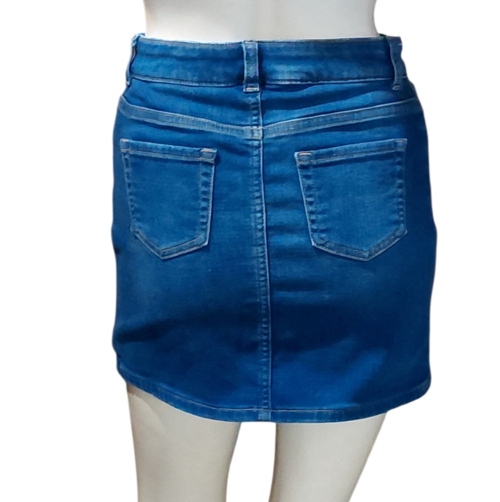 7088..Girls Blue Snap-Front Denim Skirt Size L (10/12)