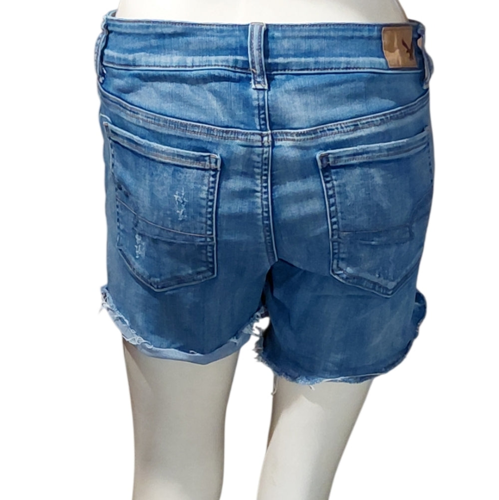 7093..Women's American Eagle Outfitters Distressed Denim Shorts Size 8